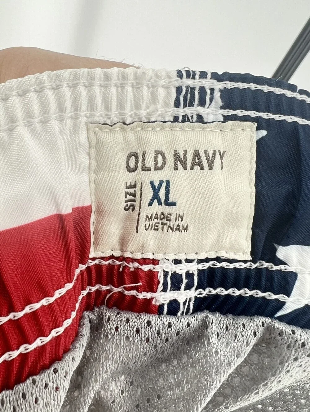 Old Navy Men's Swim shorts Size XL, American flag (1-37)